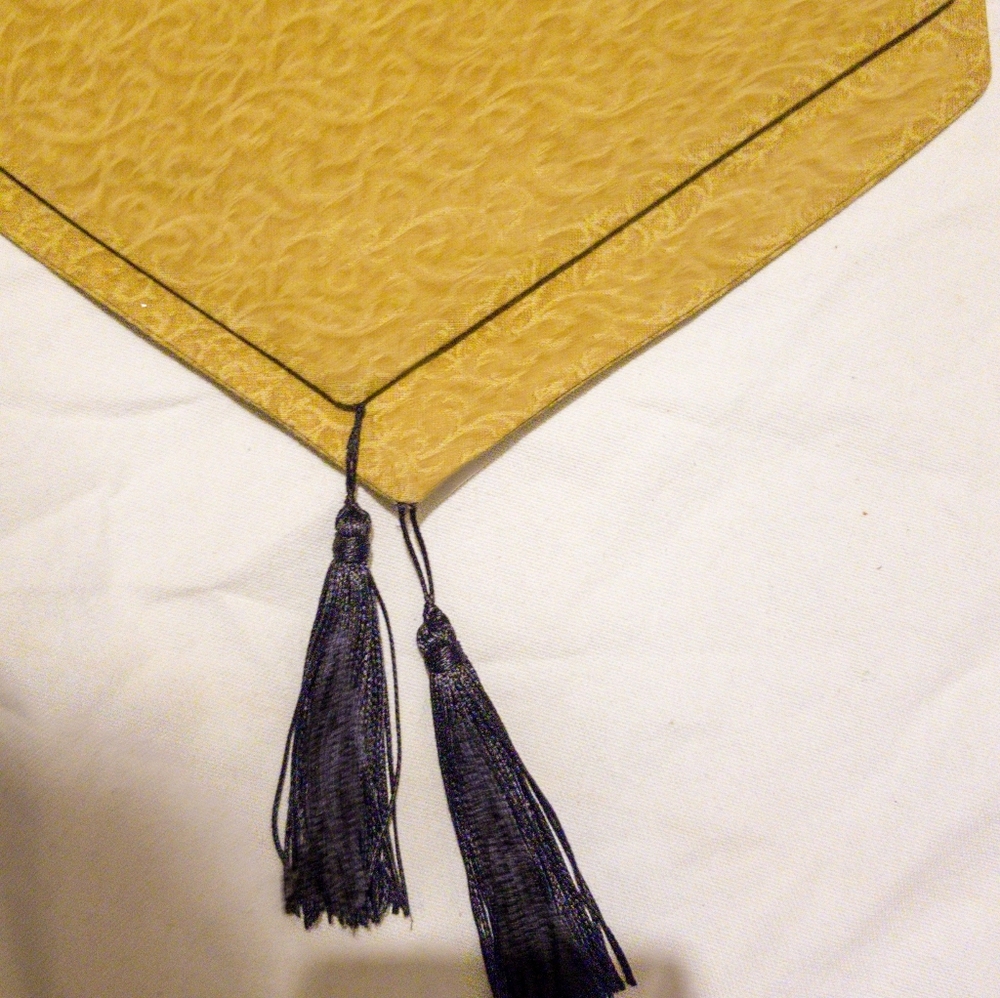 Table runners